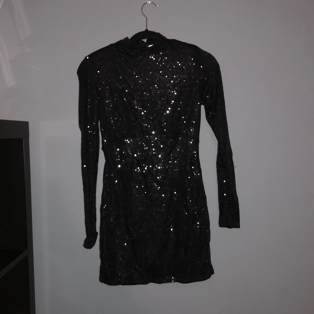 Black sparkly long sleeve dress